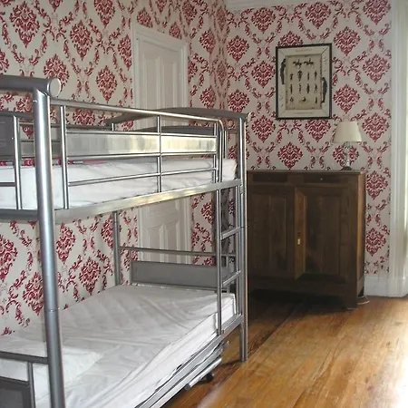 B5931 T4 Spacieux Centre Appartement *