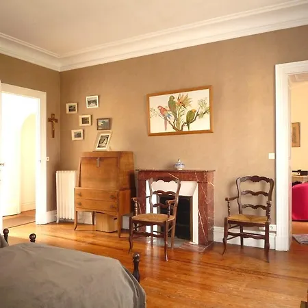 Apartment B5931 T4 Spacieux Centre Biarritz